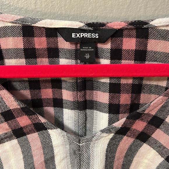 Express Cropped Flannel - Picture 3 of 3